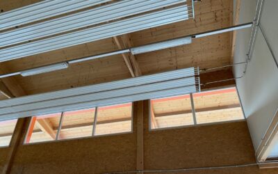 Deckenheizung mit Deckenstrahlplatten